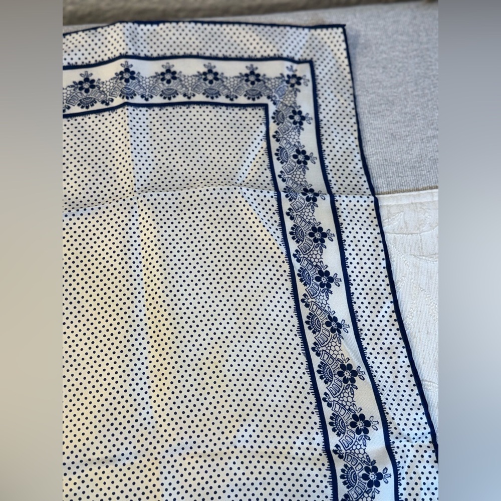 Vintage Anne Klein Silk Scarf Navy Blue Polka Dot Floral Lace Border 26" Square - Picture 4 of 14